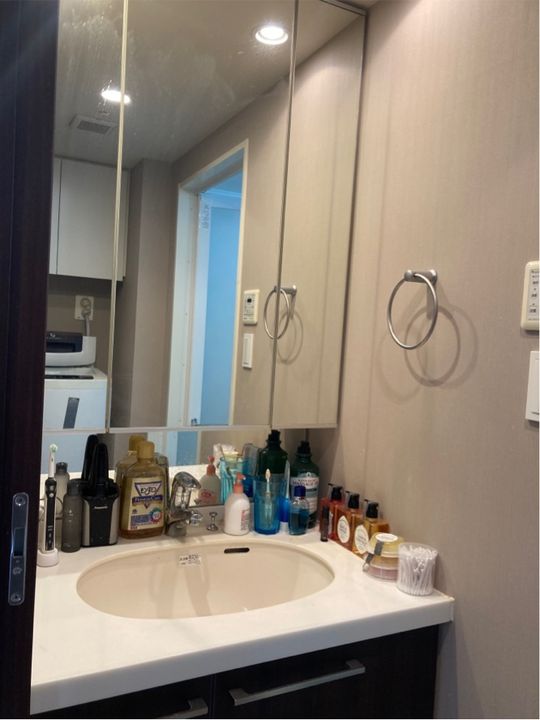 風呂 - 川崎市高津区【短期2023年３月末まで】渋谷まで30分武蔵新城駅徒歩５、６分　３LDKマンション　賃料￥４００００} - ルームシェアルームメイト