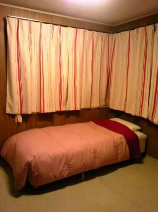 個室 - 六本木から徒歩10分の個室} - ルームシェアルームメイト