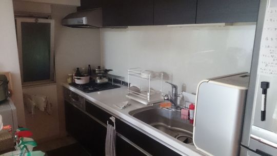 キッチン - 女性限定物件!駅近!エアコン、ベランダ付き6帖個室!} - ルームシェアルームメイト