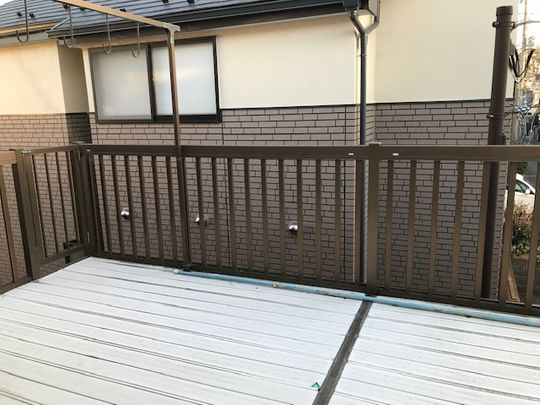 ベランダ - 和室です　女性のみ} - ルームシェアルームメイト