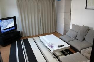 リビング - 【鵜の木駅から徒歩5分】～賃料3.5万円・入居月は家賃１万円のみ！～} - ルームシェアルームメイト