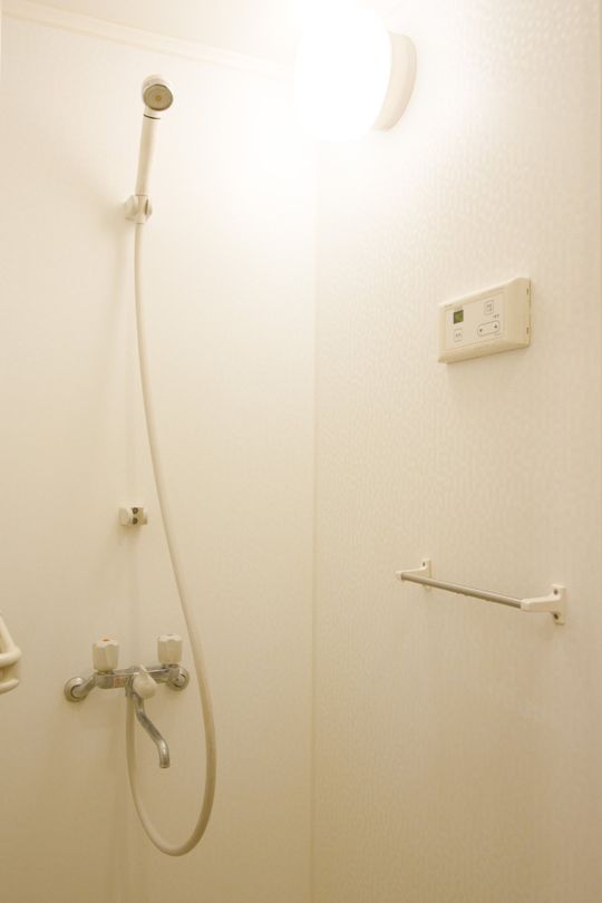 キッチン - 池袋他、徒歩で５駅利用可！　■■【フクロウハウス池袋】おかえりが待ってるシェアハウス■■} - ルームシェアルームメイト