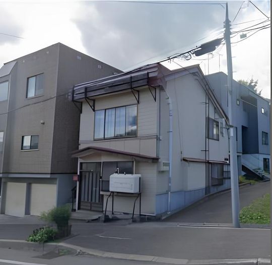 建物 - 北海道小樽市末広町戸建} - ルームシェアルームメイト