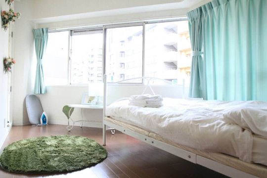 個室 - ★オープニングキャンペーン実施中★初月費用半額！！蒲田駅徒歩3分！！完全個室（ベット、クローゼット付き）シェアハウス} - ルームシェアルームメイト