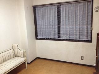 個室 - 初期費用0円で三軒茶屋のマンションでルームシェア！} - ルームシェアルームメイト