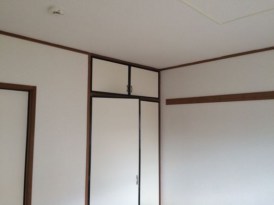 個室 - 2ldk 鴨宮(駅15分くらい)2.3万} - ルームシェアルームメイト