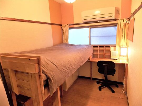 個室 - JR 高円寺駅から徒歩1分 シェアハウス高円寺 個室 49,500円} - ルームシェアルームメイト