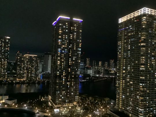 ベランダ - タワーマンション最上階★オリンピック村のお洒落な晴海エリア} - ルームシェアルームメイト