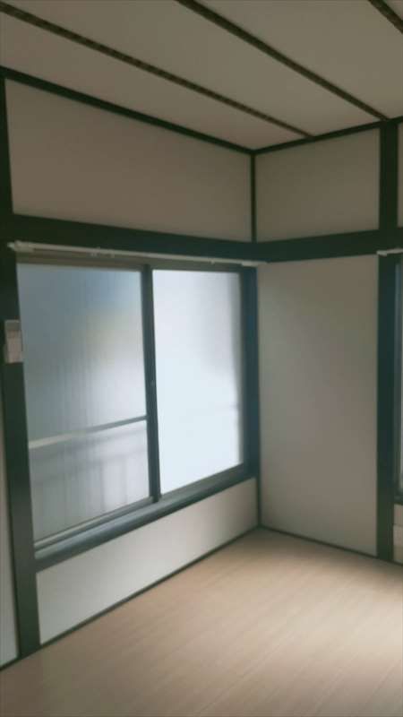 個室 - ☆女性限定シェアハウス！　★wi-fi完備！　☆光熱費込！　★定期借家　☆1階に共用シャワー、台所あり} - ルームシェアルームメイト