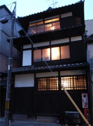 建物 - 御所南　オフィスシェア} - ルームシェアルームメイト