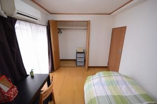 個室 - シェアメイト募集} - ルームシェアルームメイト