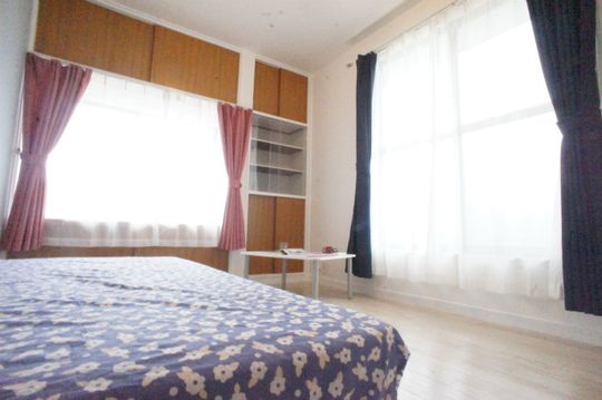 個室 - 女性専用個室35800円〜横浜2分!新横浜8分!最寄り駅までは5分!いわずもがな通勤通学がラクラク(^^♪} - ルームシェアルームメイト