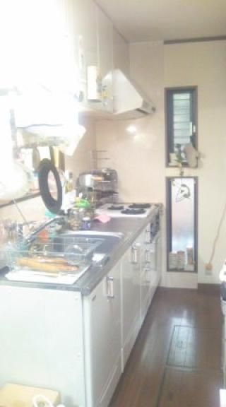 キッチン - 横浜の閑静な一軒家でシェア！－オープニングキャンペーン中☆} - ルームシェアルームメイト