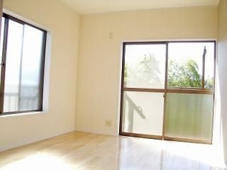 個室 - exchange students are welcome korean/english is ok} - ルームシェアルームメイト