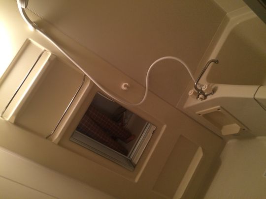 シャワー - 2ldk 鴨宮(駅15分くらい)2.3万} - ルームシェアルームメイト