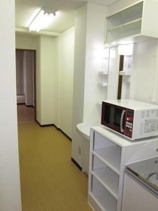 キッチン - ☆★女性限定・リノベーション済・シェアハウス★☆} - ルームシェアルームメイト