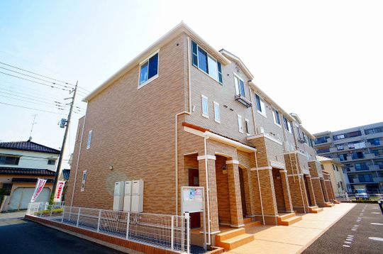 建物 - 埼玉 新築物件で一緒に住んでくれる方募集します。} - ルームシェアルームメイト