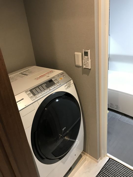 その他 - 2階建新築100㎡超で、2部屋募集! （３月中に入居される場合には、当月分家賃は不要です！）} - ルームシェアルームメイト