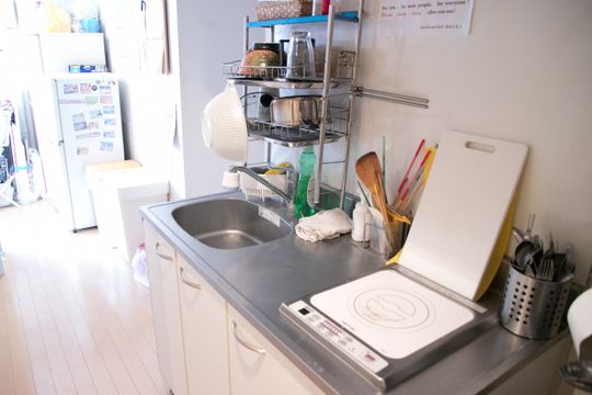 キッチン - 都内御徒町駅JR京濱東北線・山手線・徒歩5分、仲御徒町駅日比谷線徒歩3分・} - ルームシェアルームメイト