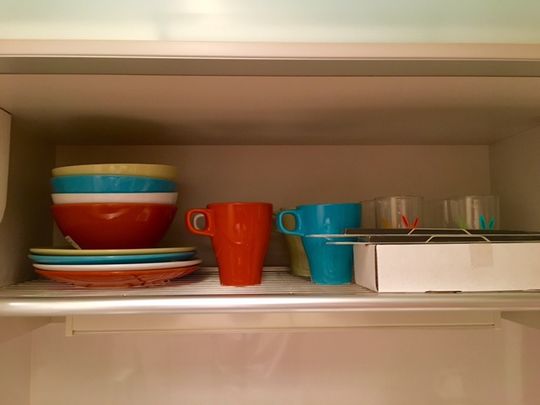 キッチン - 六本木　徒歩２分　新規シェアルーム　4.4万円から} - ルームシェアルームメイト