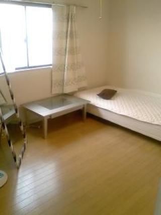 個室 - 中目黒でルームメイト募集　} - ルームシェアルームメイト