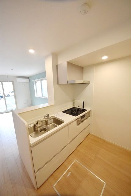 キッチン - 練馬　新築高級メゾネット　2LDK   鍵あり} - ルームシェアルームメイト