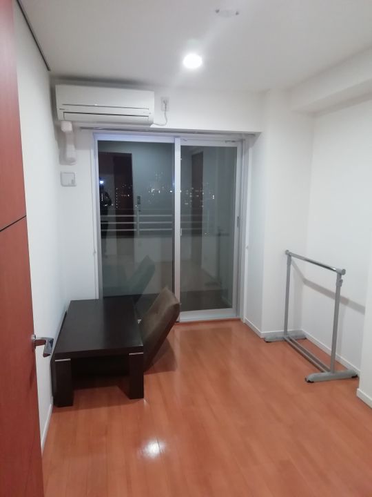 個室 - タワーマンションに住んでみたい方募集} - ルームシェアルームメイト