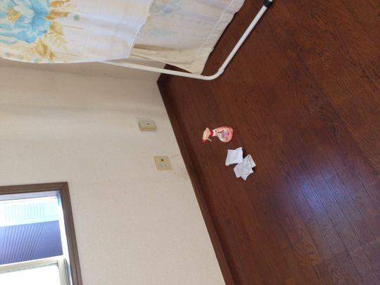 個室 - 即入居可！ドア付き個室約7畳、吉祥寺徒歩圏内♫新宿まで一本！家賃40000円で閑静な住宅街の好立地、駐輪場あり☆} - ルームシェアルームメイト