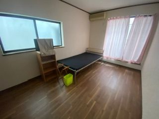 個室 - シェアハウス探されてる方よろしくお願いします！} - ルームシェアルームメイト