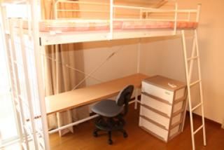 個室 - 池袋　徒歩5分！女性限定！　セキュリティ抜群物件！} - ルームシェアルームメイト