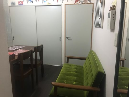 キッチン - 学芸大学 女性限定} - ルームシェアルームメイト