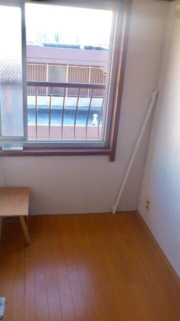 個室 - ★〜生活環境バッチリ、電車で品川まで6分、渋谷まで20分です〜} - ルームシェアルームメイト