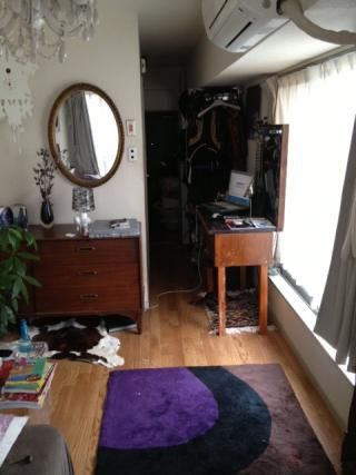 キッチン - 新宿駅まで徒歩１５分西新宿交通便良。一日３５００円} - ルームシェアルームメイト