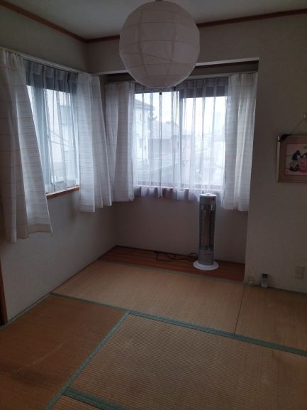 個室 - 【女性限定】JR東神奈川・東横線東白楽利用可能} - ルームシェアルームメイト