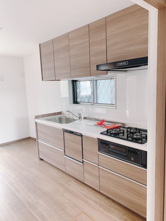 キッチン - 【新築戸建】部屋お貸しします【光熱費ネット代込】} - ルームシェアルームメイト