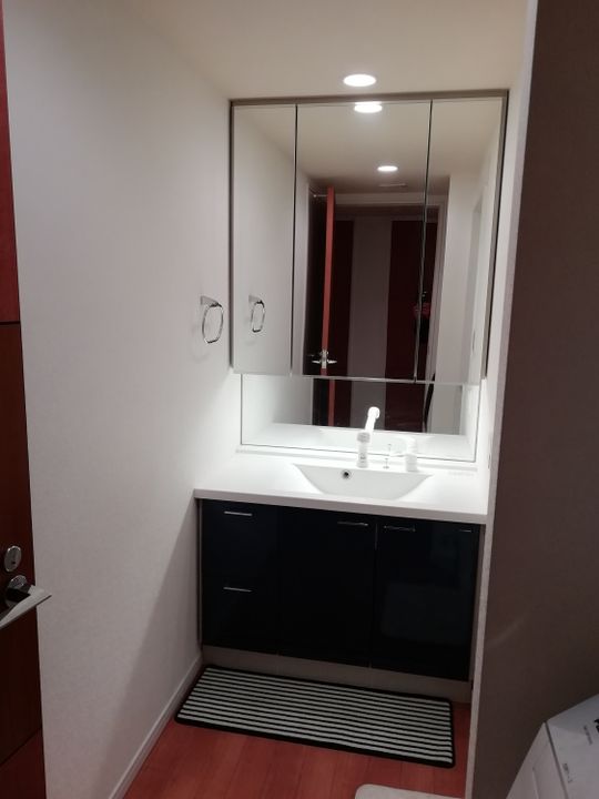 シャワー - タワーマンションに住んでみたい方募集} - ルームシェアルームメイト