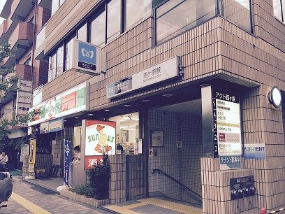 建物 - ★〜駅から歩いて1分未満、地下鉄なのでとても静かです〜} - ルームシェアルームメイト