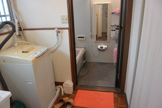 風呂 - 女性専用シェアハウス　“プエルタ”} - ルームシェアルームメイト