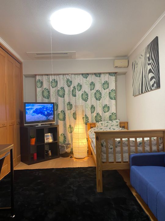 個室 - 「ELMルームシェアハウス」} - ルームシェアルームメイト