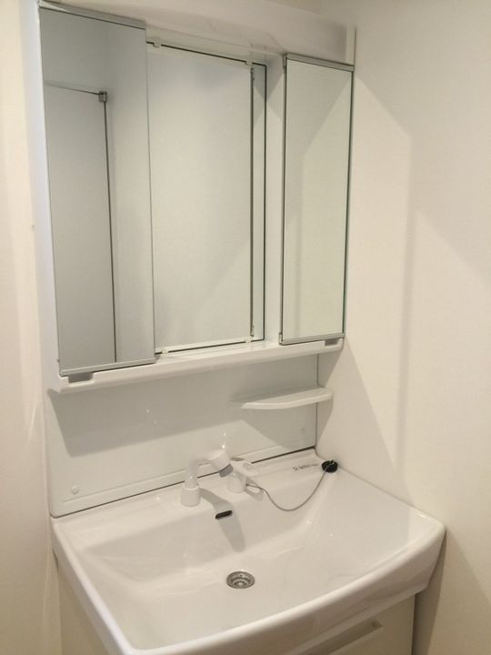 その他 - Wifi&家具付き！新宿徒歩圏内・都営大江戸線牛込柳町駅徒歩5分の一軒家で、国際色豊かなシェアハウス！} - ルームシェアルームメイト