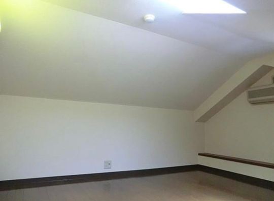 個室 - 吉祥寺徒歩8分} - ルームシェアルームメイト