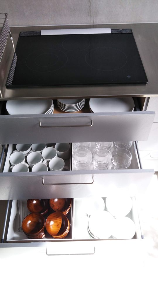 キッチン - 渋谷まで4分/全室鍵付き個室/新築一戸建て/デザイナーズ/家具・最新家電付き} - ルームシェアルームメイト