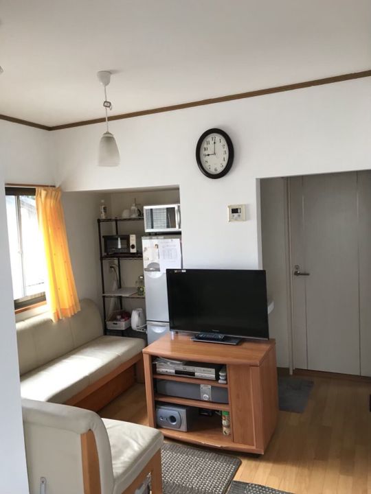 リビング - 渋谷エリア！新宿からも近い部屋} - ルームシェアルームメイト