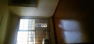 リビング - 府中　立川　募集します。} - ルームシェアルームメイト