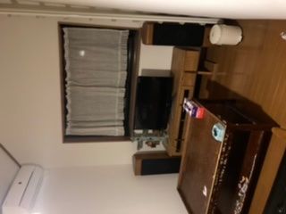 個室 - バス停徒歩０分 東横線綱島駅 JR川崎駅JR鶴見駅バス15分} - ルームシェアルームメイト