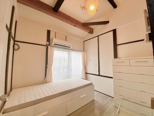 個室 - 【初月家賃無料０円！！！】高速Wi-Fi完備！シェア自転車あり！学生オススメ！《憧れの目黒生活ができる！》都立大学徒歩８分！自由が丘徒歩15分！} - ルームシェアルームメイト