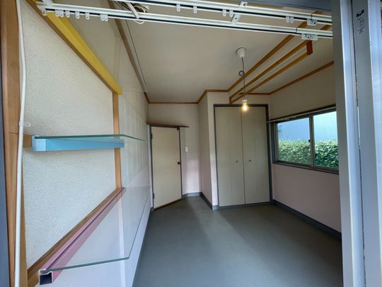キッチン - 下北沢や三軒茶屋に歩いて行けちゃう！庭付き古民家シェアハウスに空きが出ました！} - ルームシェアルームメイト