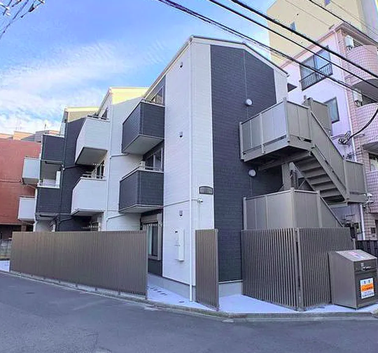 建物 - 出張中お部屋を貸したい［2026年11月9日から2026年12月25日まで］} - ルームシェアルームメイト