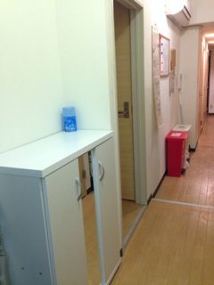 キッチン - ☆オートロック 綺麗 清潔 治安良し JR山手線西日暮里駅徒歩圏内☆} - ルームシェアルームメイト