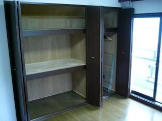 収納 - 中央線沿線でゆったりシェア　被災者割引あります} - ルームシェアルームメイト